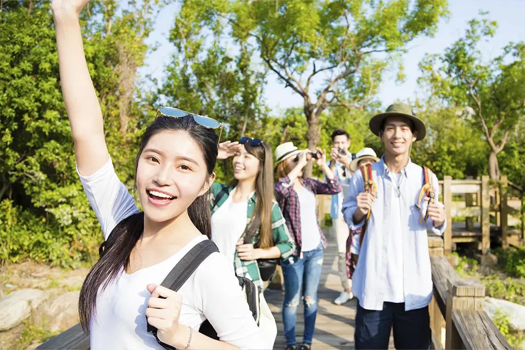 Laew Tae Booking Services, Group Bookings